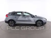 2018 Volvo V40