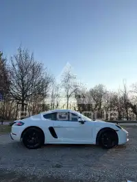 2019 Porsche 718