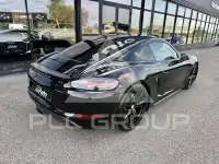 2018 Porsche Cayman