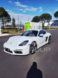 2018 Porsche Cayman