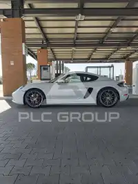 2018 Porsche Cayman