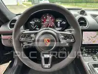 2018 Porsche Cayman