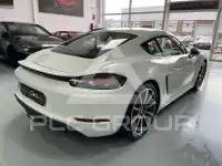 2018 Porsche Cayman