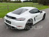 2018 Porsche Cayman