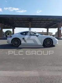 2018 Porsche Cayman