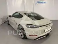 2018 Porsche Cayman