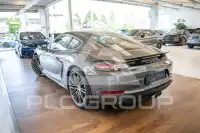 2018 Porsche Cayman