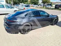 2018 Porsche Panamera
