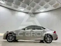 2018 Lexus IS300