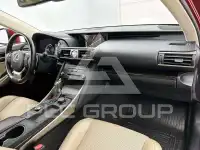 2018 Lexus IS300