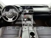 2018 Lexus IS300