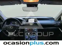 2018 Lexus IS300