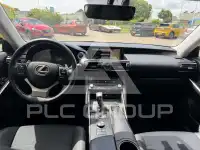 2018 Lexus IS300