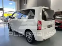 2018 Peugeot Traveller