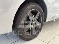 2018 Peugeot Traveller