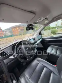 2018 Peugeot Traveller