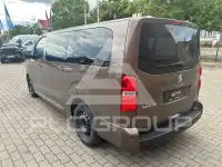 2018 Peugeot Traveller