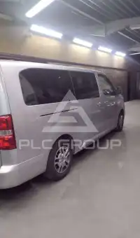 2018 Peugeot Traveller