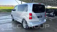 2018 Peugeot Traveller