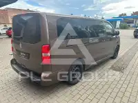 2018 Peugeot Traveller