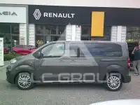 2018 Peugeot Traveller