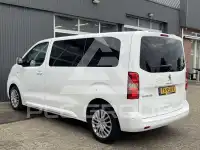 2018 Peugeot Traveller