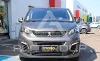 2018 Peugeot Traveller