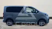 2018 Peugeot Traveller