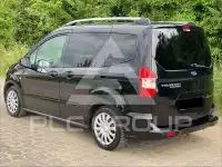 2018 Ford Tourneo