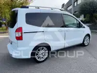 2018 Ford Tourneo