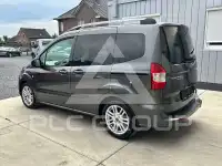 2018 Ford Tourneo