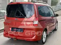 2018 Ford Tourneo