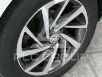 2018 Volkswagen BEETLE