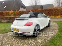 2018 Volkswagen BEETLE