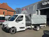 2019 Nissan NV 400