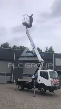 2019 Nissan NT400