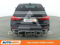 2019 BMW 740