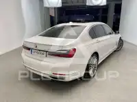 2019 BMW 740