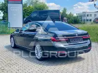2019 BMW 740