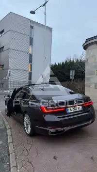 2019 BMW 740