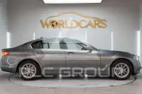 2019 BMW 530
