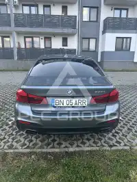 2019 BMW 530