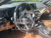 2019 BMW 530