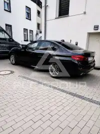 2019 BMW 530