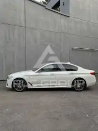 2019 BMW 525