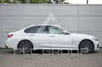 2019 BMW 320