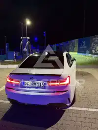 2019 BMW 320
