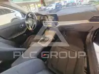 2019 BMW 320