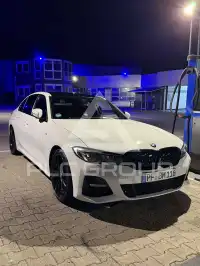 2019 BMW 320