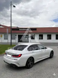 2019 BMW 320